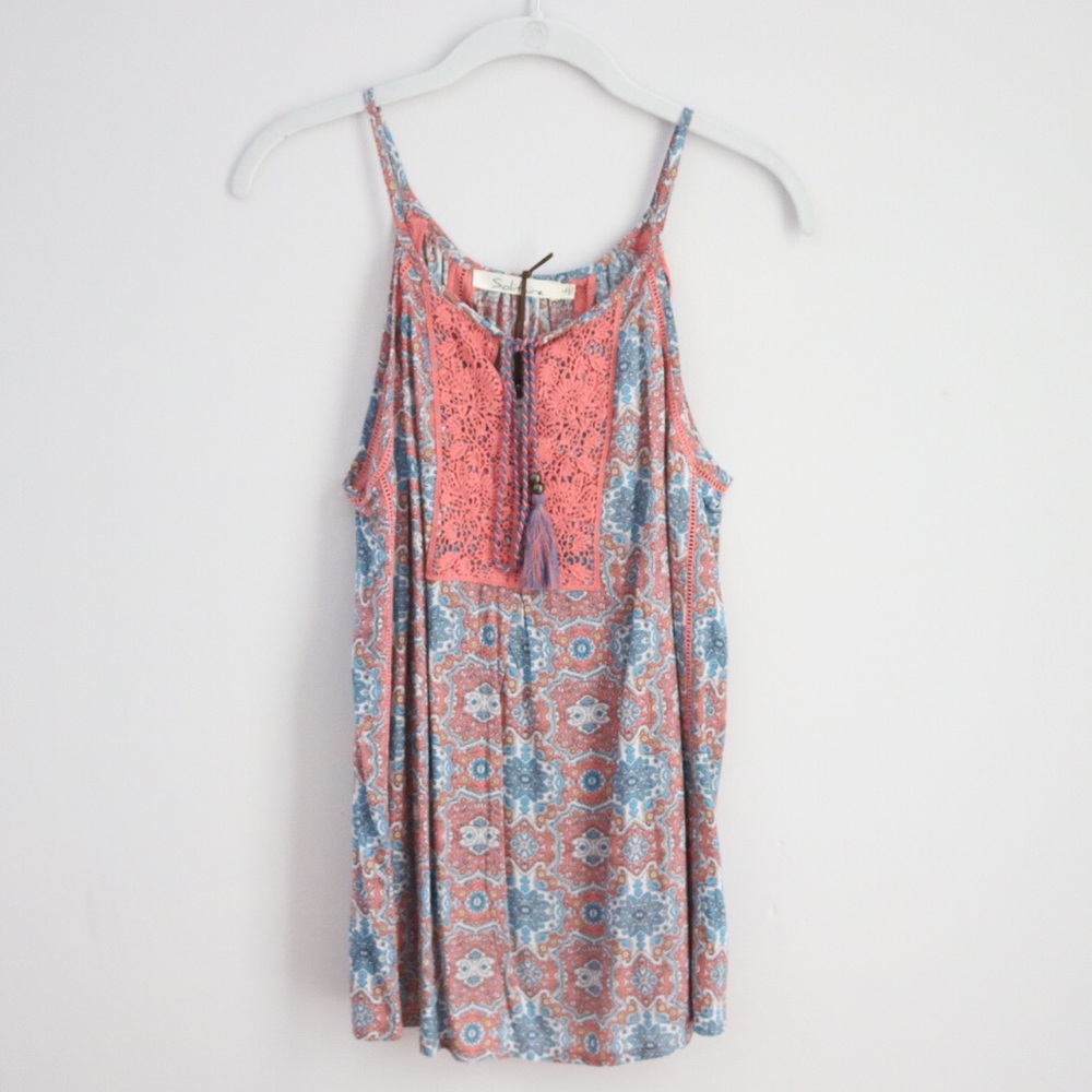 Stunning Patterned Sleeveless Blouse